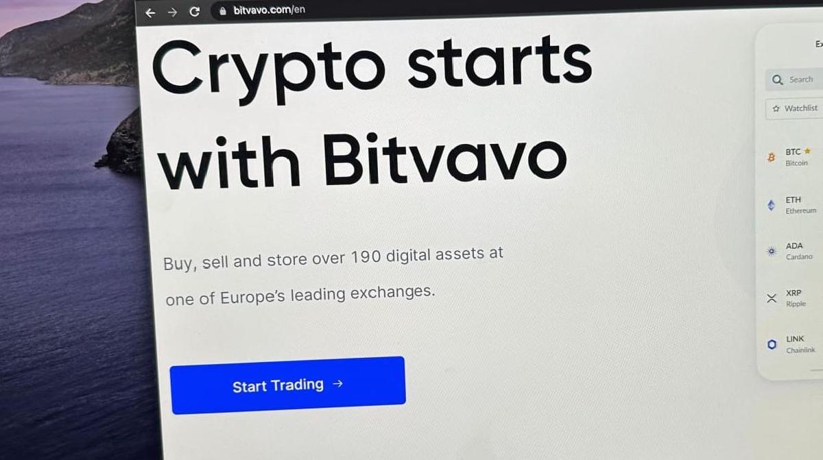 Featured image for Bitvavo Lists Major Memecoin TOSHI, Which Has Already Surged 98%
