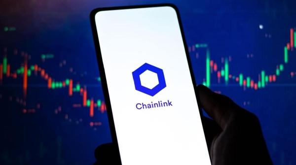 Chainlink Price Surges After Grayscale Launches First US Spot ETF