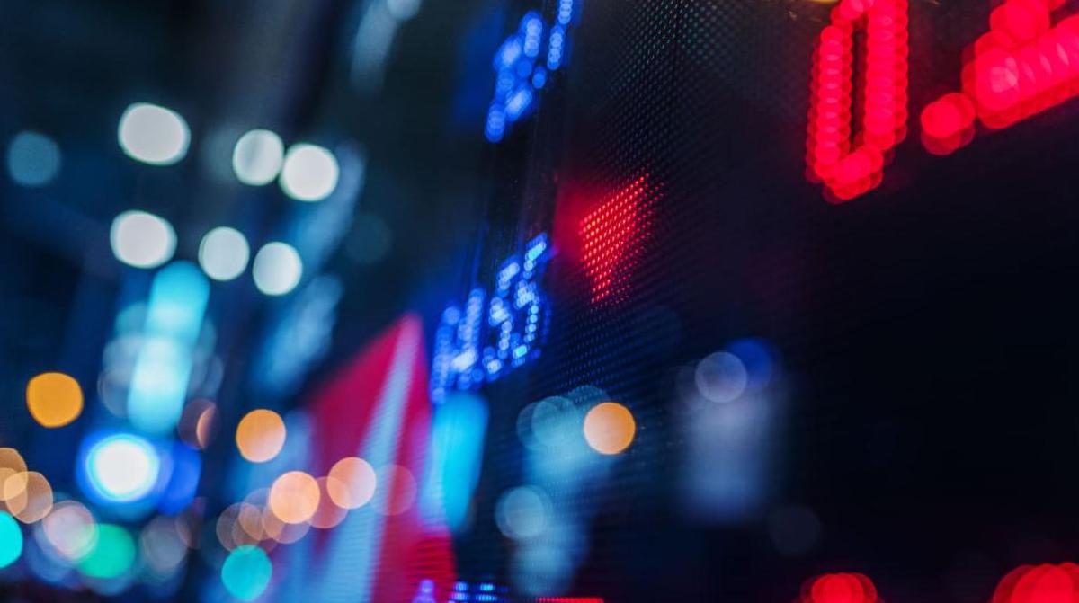 Featured image for Crypto Market Heads for Third Consecutive Red Week as Billions Flow Out