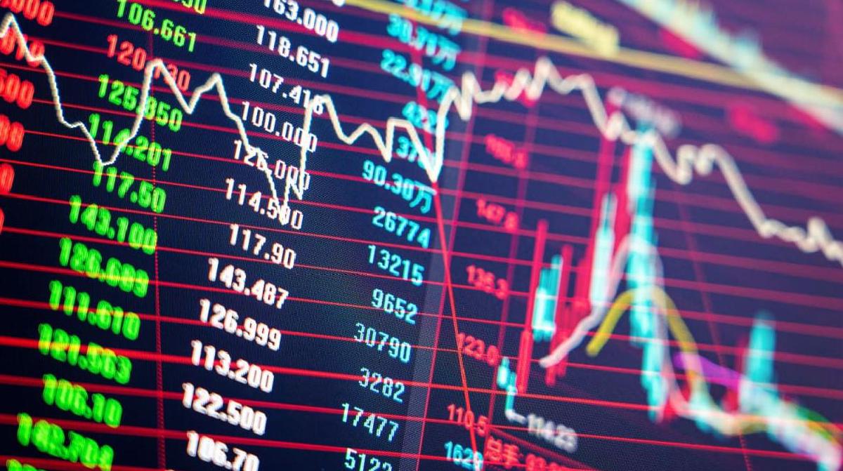 Featured image for Large Investors Jump Back Into Bitcoin After a Day of Losses