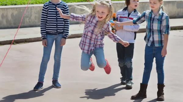 Pocket Money Soars in 2025 – This Is What Kids Actually Get by Age